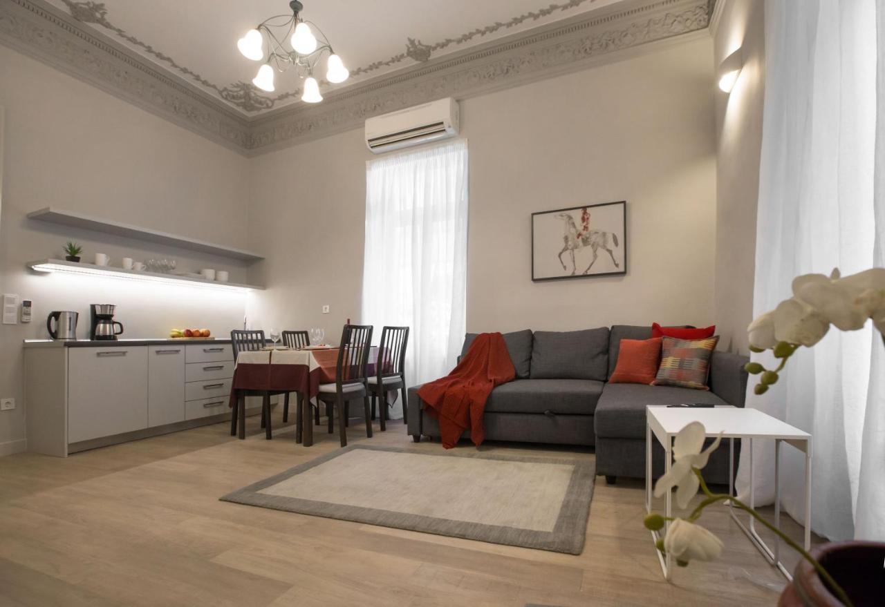 Sophisticated Apartment In Syntagma By Ghh Atény Exteriér fotografie
